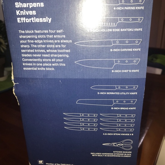 Brand new, never used HENCKELS 16-piece knife set with self- sharpening block. - Picture 3 of 4